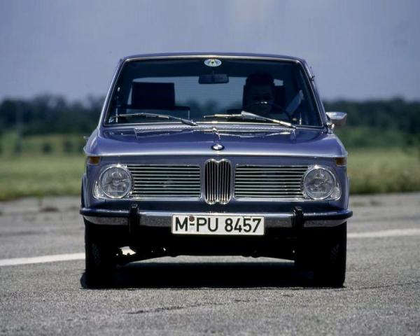 Фото BMW 02 (E10) I Хэтчбек 3 дв.