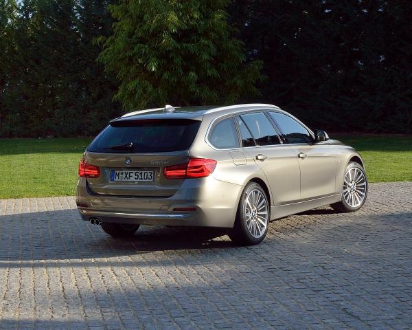 Фото BMW 3 серия VI (F3x) Рестайлинг Универсал 5 дв.