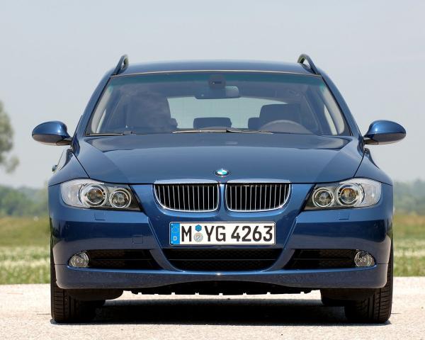 Фото BMW 3 серия V (E90/E91/E92/E93) Универсал 5 дв.