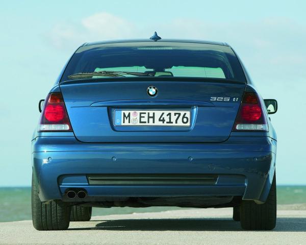 Фото BMW 3 серия IV (E46) Рестайлинг Хэтчбек 3 дв. Compact