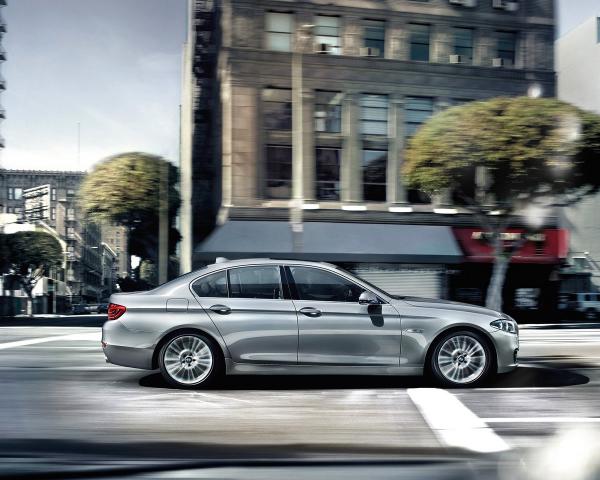 Фото BMW 5 серия VI (F10/F11/F07) Рестайлинг Седан Long