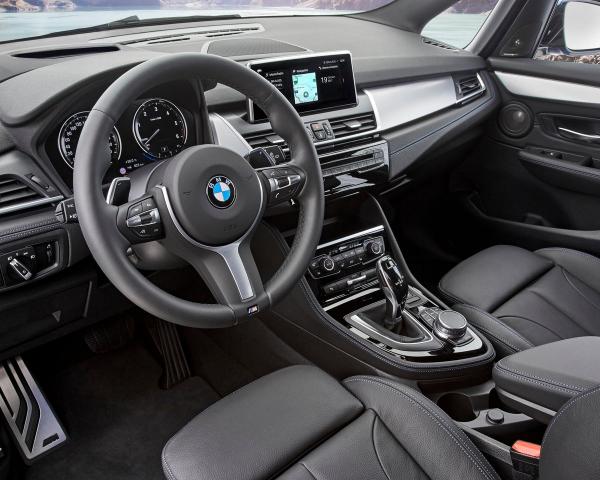 Фото BMW 2 серия Grand Tourer F46 Рестайлинг Компактвэн Gran Tourer