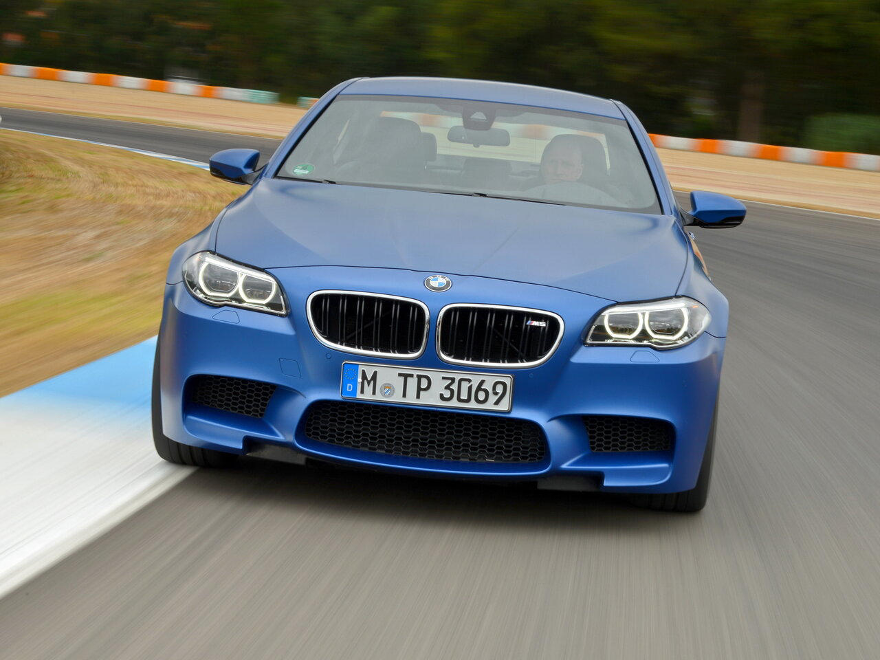 Фото BMW M5 V (F10) Рестайлинг