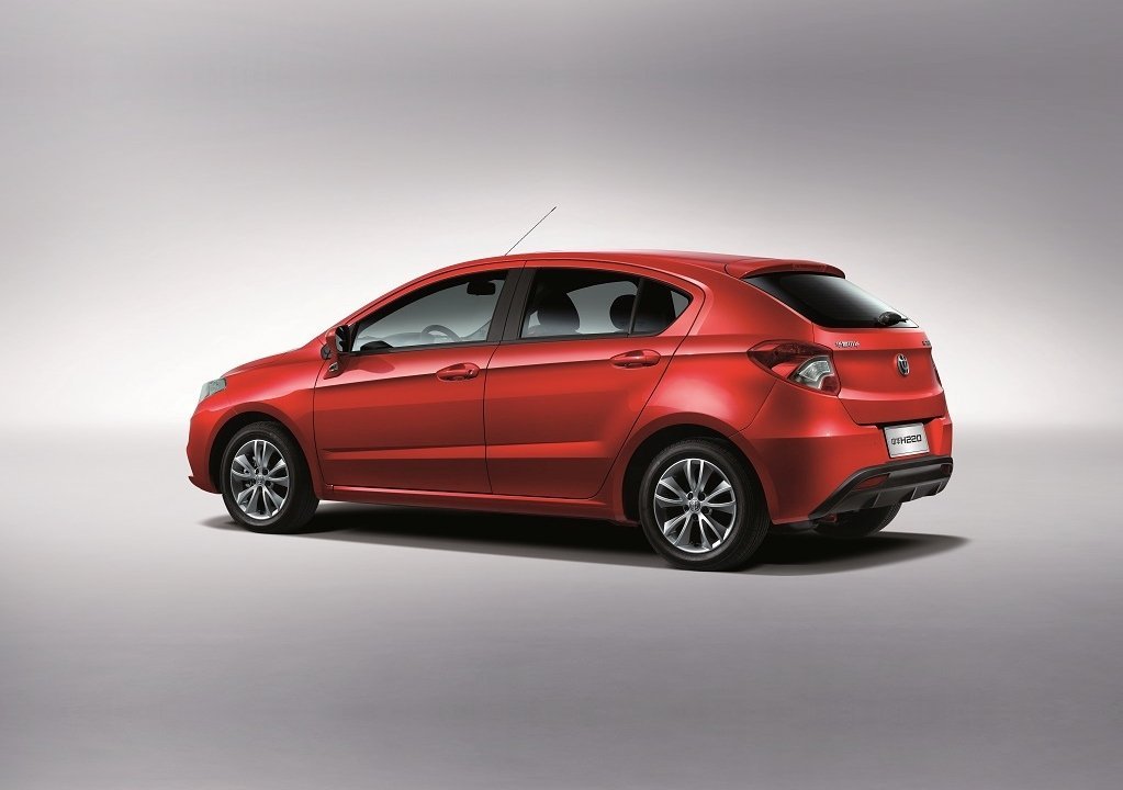 Фото Brilliance H230 I Хэтчбек 5 дв.