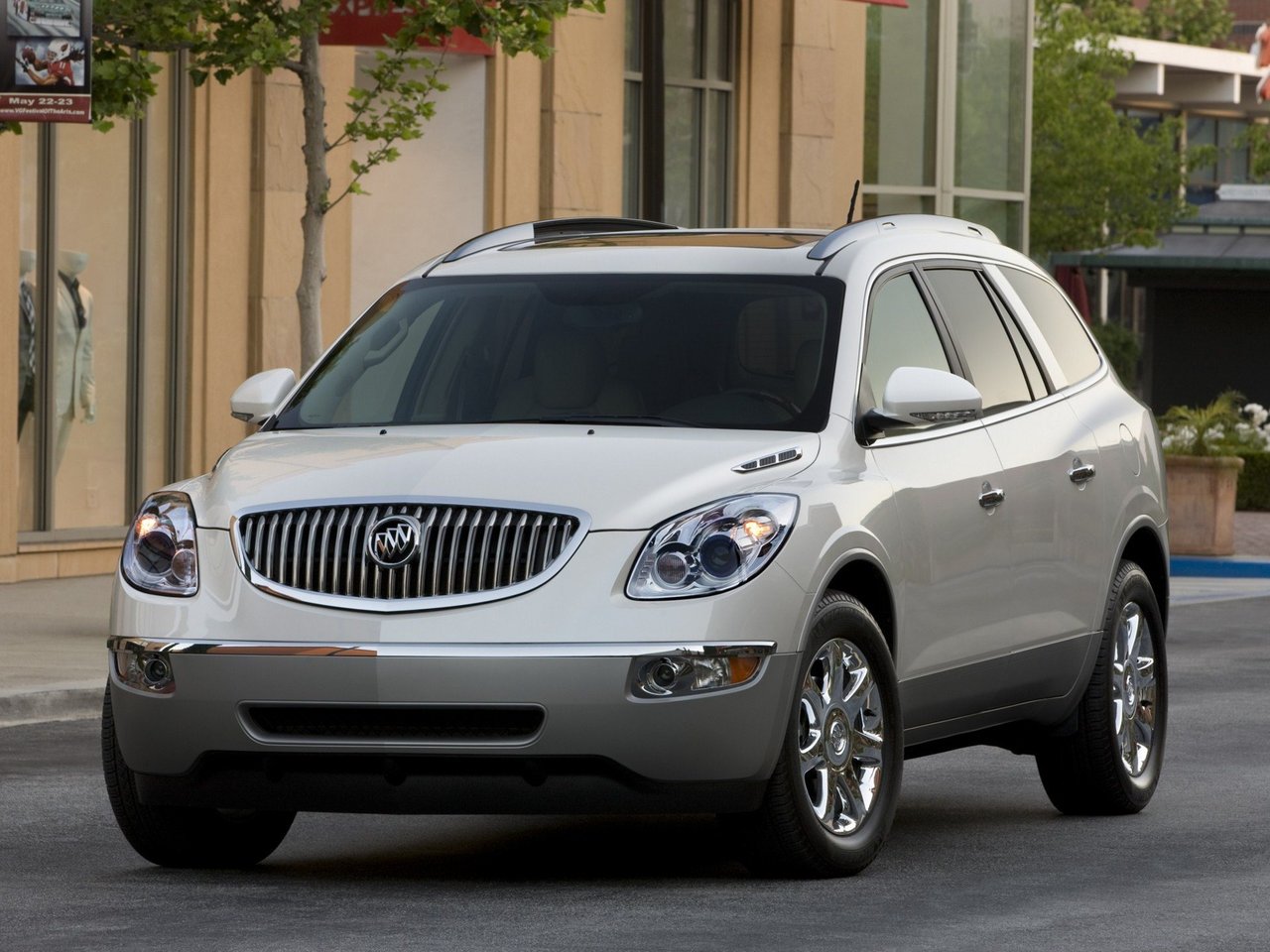 Фото Buick Enclave I