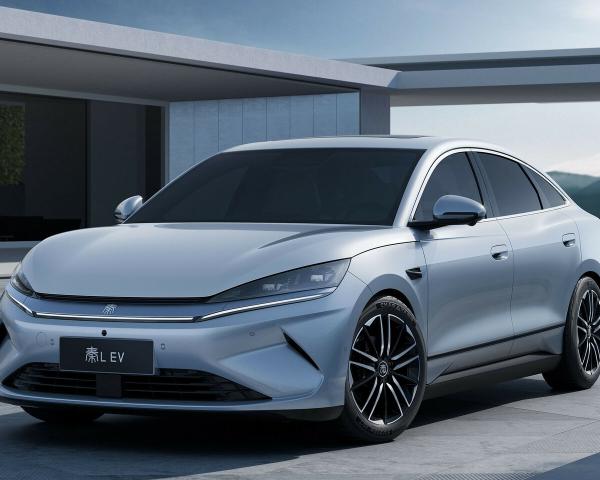 Фото BYD Qin III Седан EV L