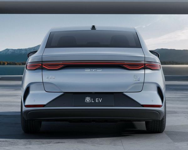 Фото BYD Qin III Седан EV L