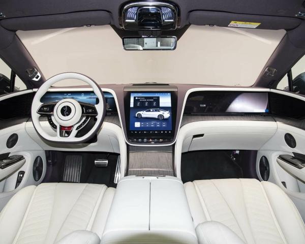 Фото BYD Yangwang U7 I Седан