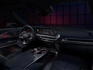 Фото Cadillac Lyriq-V I