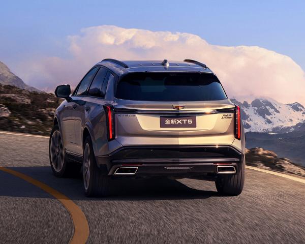 Фото Cadillac XT5 II Внедорожник 5 дв.