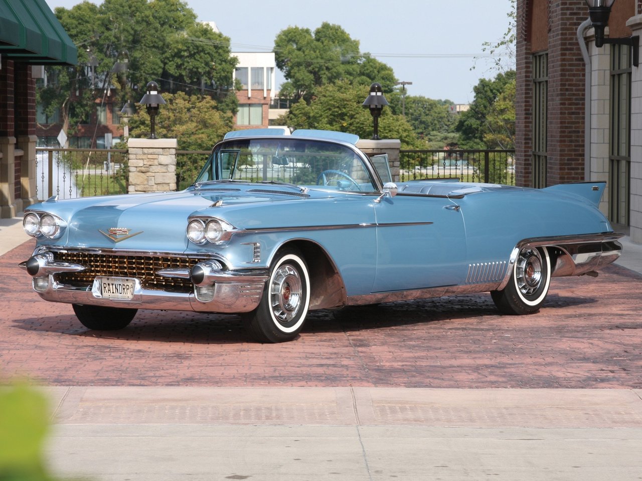 Фото Cadillac Eldorado III