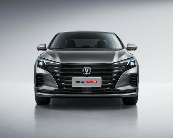 Фото Changan Eado Plus I Седан