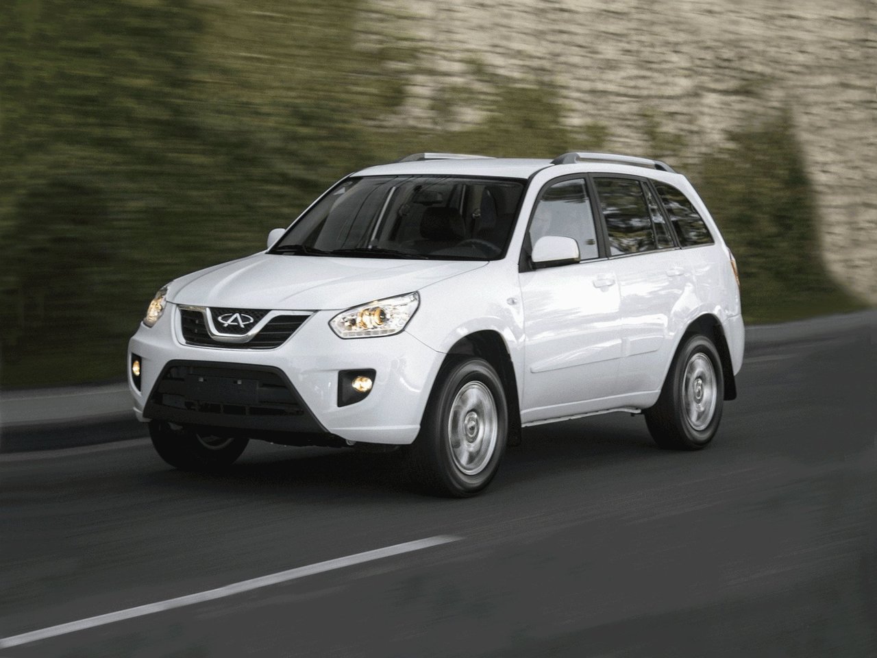 Фото Chery Tiggo (T11) I Рестайлинг (FL)