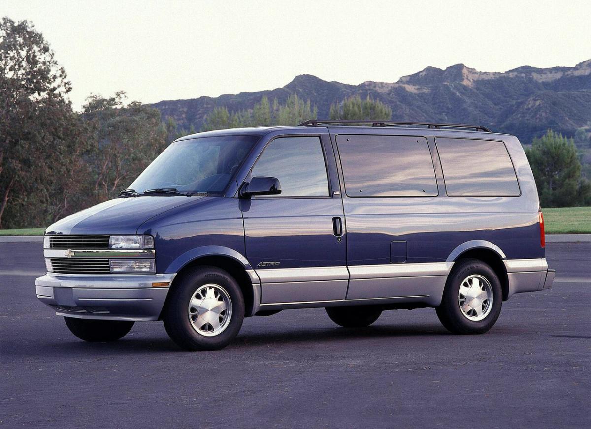 Сравнение Шевроле Астро и ДжиЭмСи Сафари, что лучше Chevrolet Astro или GMC  Safari