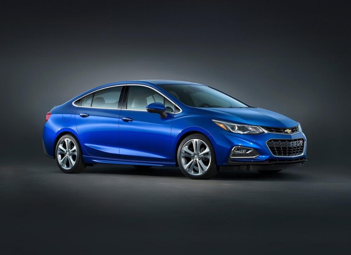 Сравнение Шевроле Круз и Шевроле Малибу, что лучше Chevrolet Cruze или  Chevrolet Malibu