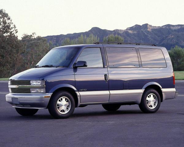 Фото Chevrolet Astro II Минивэн