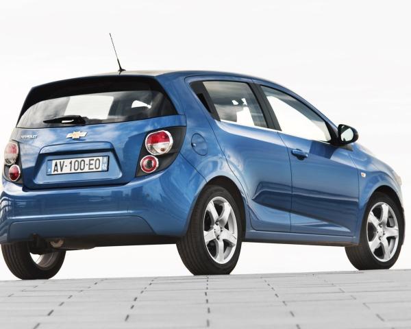 Фото Chevrolet Aveo II Хэтчбек 5 дв.