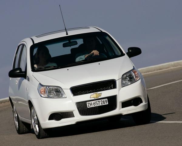 Фото Chevrolet Aveo I Рестайлинг Хэтчбек 5 дв.