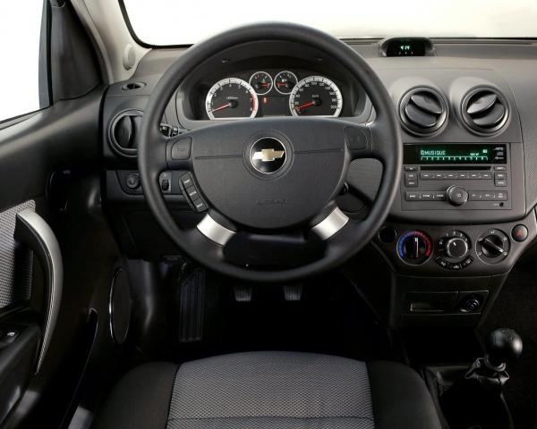 Фото Chevrolet Aveo I Рестайлинг Хэтчбек 3 дв.