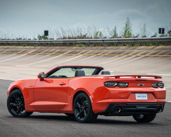 Фото Chevrolet Camaro VI Рестайлинг Кабриолет