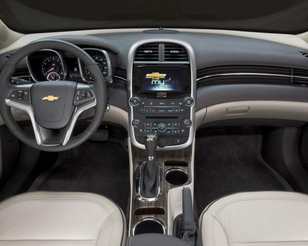 Фото Chevrolet Malibu VIII Рестайлинг Седан