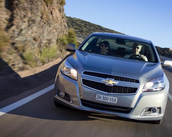 Фото Chevrolet Malibu VIII Седан