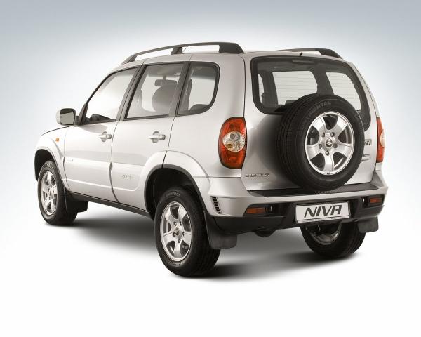 Фото Chevrolet Niva I Рестайлинг Внедорожник 5 дв.