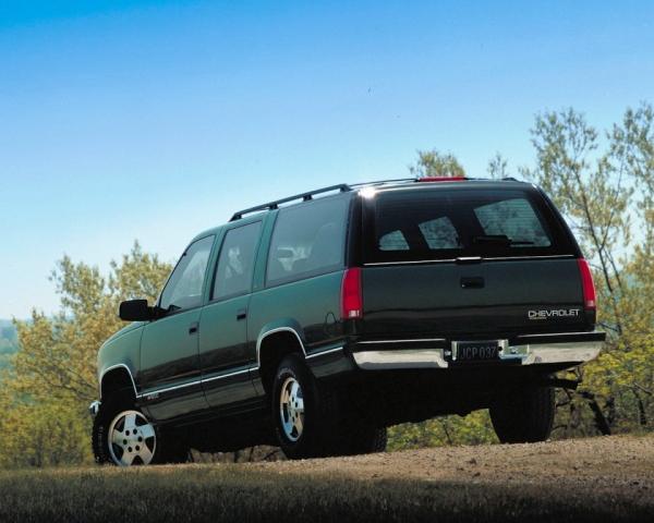 Фото Chevrolet Suburban IX Внедорожник 5 дв.