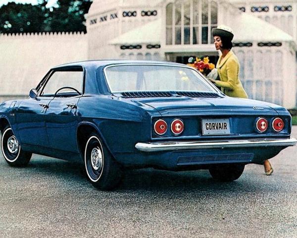 Фото Chevrolet Corvair II Седан