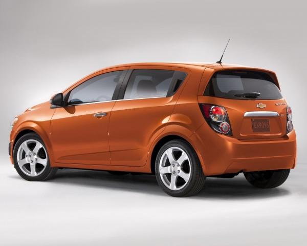 Фото Chevrolet Sonic I Хэтчбек 5 дв.