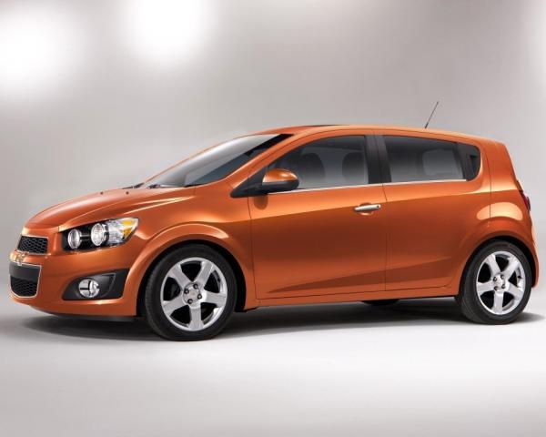 Фото Chevrolet Sonic I Хэтчбек 5 дв.