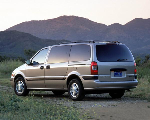 Фото Chevrolet Venture I Компактвэн