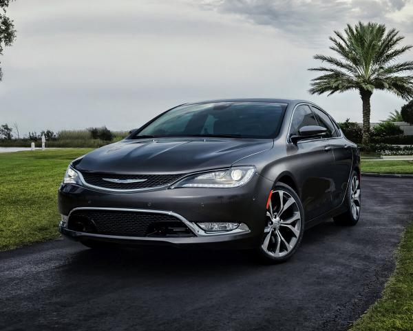 Фото Chrysler 200 II Седан