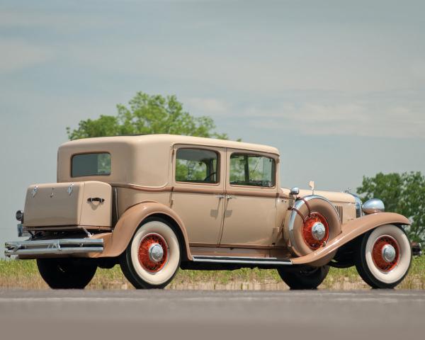 Фото Chrysler Imperial II Седан