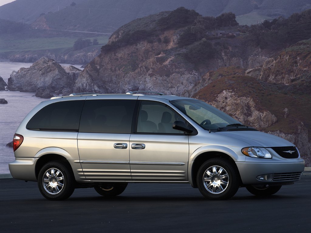 2005 town and country 2024 van