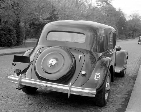 Фото Citroen Traction Avant I Седан