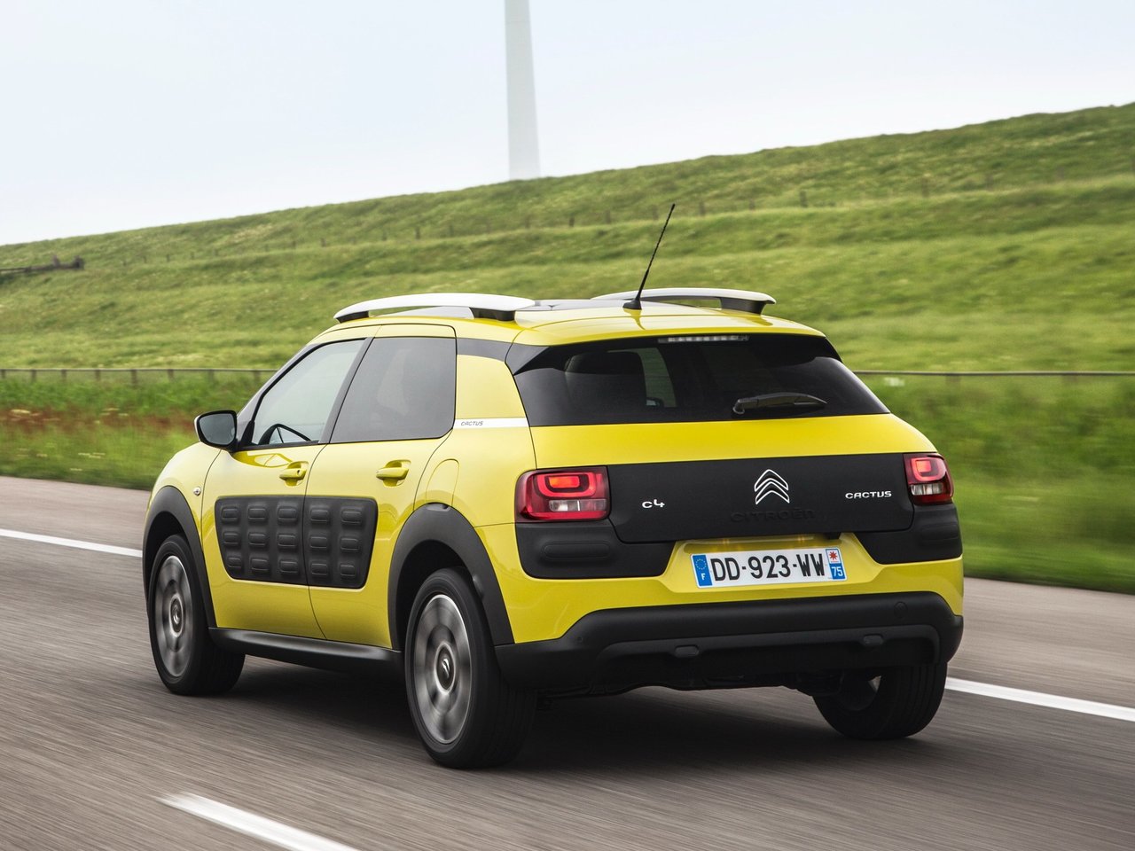 Фото Citroen C4 Cactus I