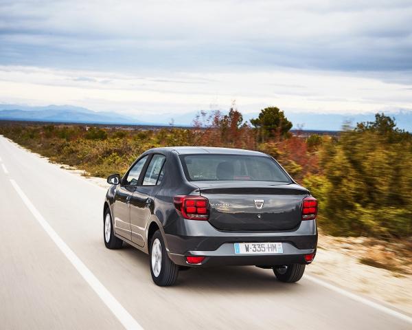 Фото Dacia Logan II Рестайлинг Седан