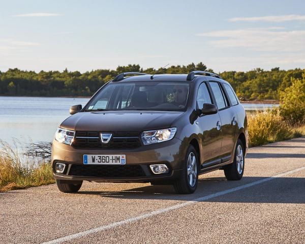 Фото Dacia Logan II Рестайлинг Универсал 5 дв.