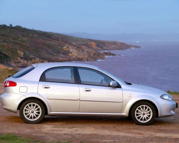 Фото Daewoo Lacetti I Хэтчбек 5 дв.