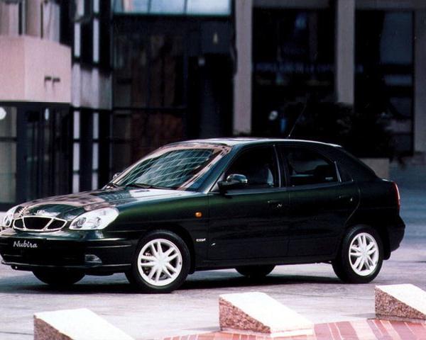 Фото Daewoo Nubira II Хэтчбек 5 дв.