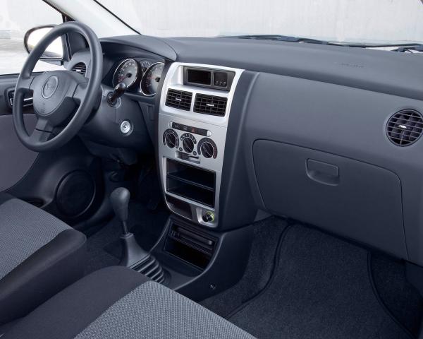 Фото Daihatsu Cuore VI (L251) Хэтчбек 3 дв.