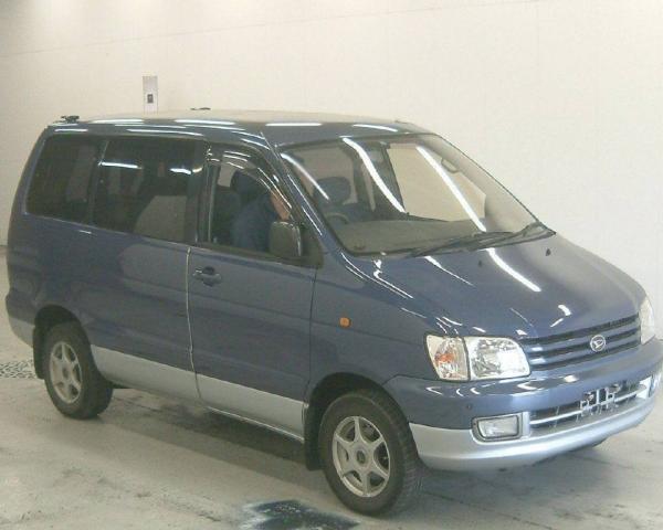 Фото Daihatsu Delta Wagon III Компактвэн