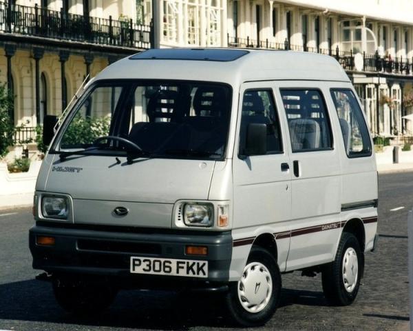 Фото Daihatsu Hijet VIII Микровэн