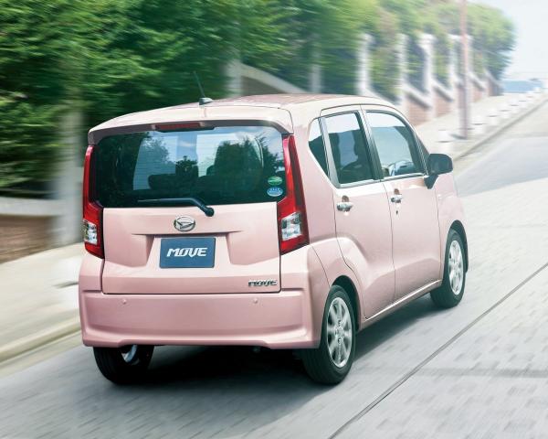 Фото Daihatsu Move VI Микровэн