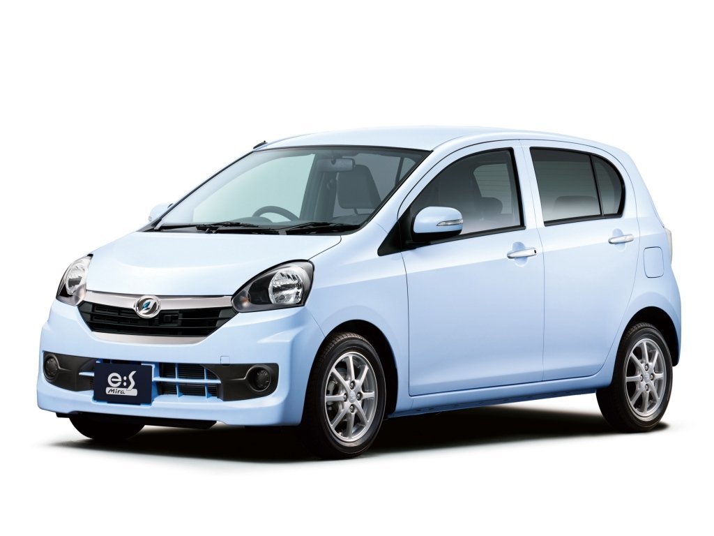 Фото Daihatsu Mira e:S I Рестайлинг