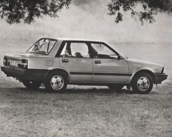 Фото Datsun Stanza II (T11) Седан