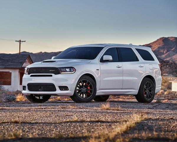 Фото Dodge Durango III Рестайлинг Внедорожник 5 дв. SRT