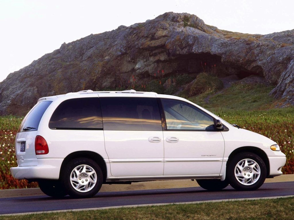 Фото Dodge Caravan III