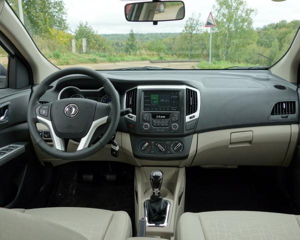 Фото DongFeng A30 I Седан